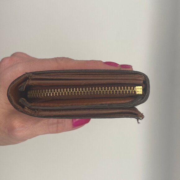 Louis Vuitton Monogram Porte Monet Bier Tresor Two fold Wallet - Picture 5 of 6